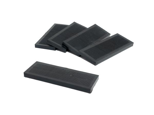 Vymedzovacia plastová podložka 30 x 80 x 5 mm
